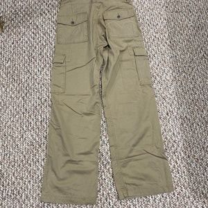 Levi's Kahki Cargo pants  32 x 34